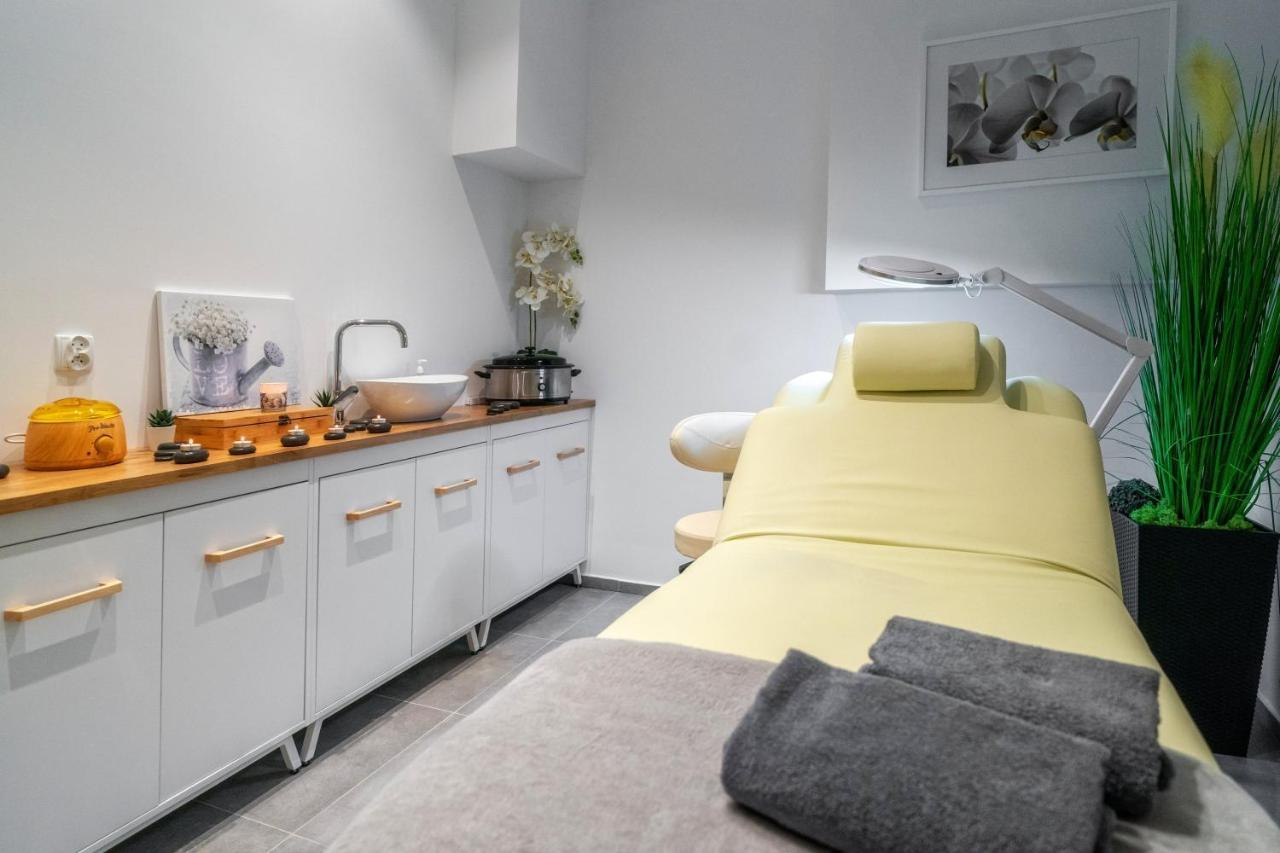 Apartamenty Sun & Snow Resorts L Bialka Tatrzanska Z Sauna Bagian luar foto