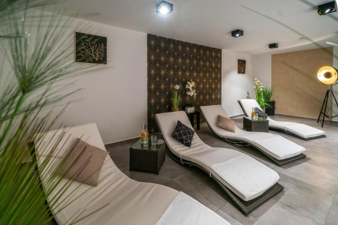 Apartamenty Sun & Snow Resorts L Bialka Tatrzanska Z Sauna Bagian luar foto