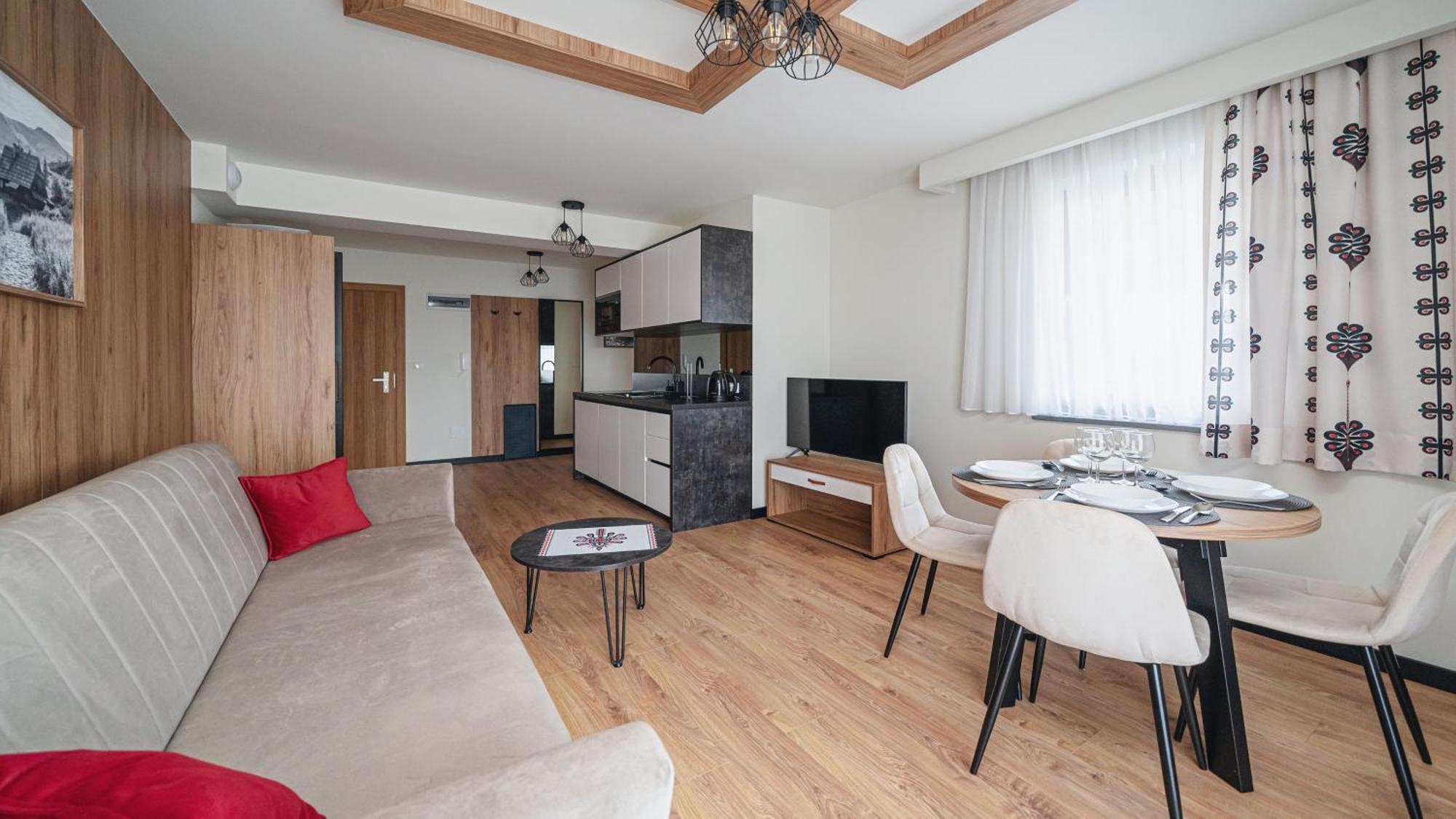 Apartamenty Sun & Snow Resorts L Bialka Tatrzanska Z Sauna Bagian luar foto